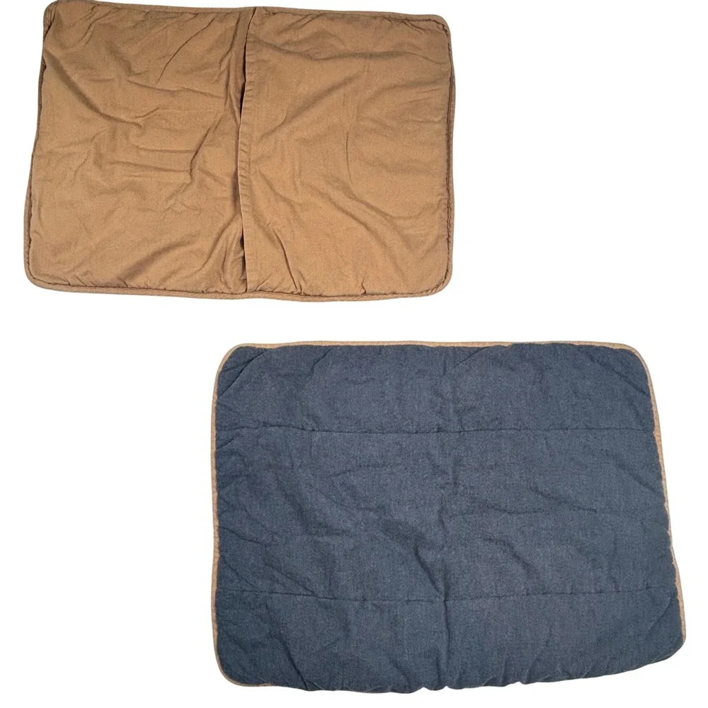 Pottery Barn Dorm Standard Pillow‎ Shams Set of 2 Navy Blue Tan Chambray Quilted